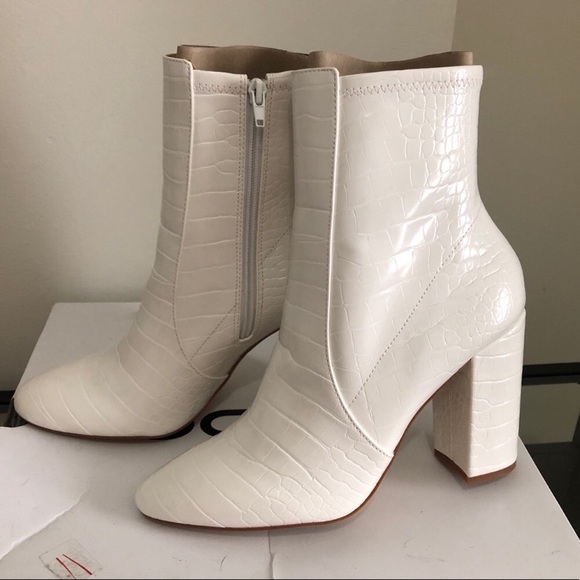 white boots aldo